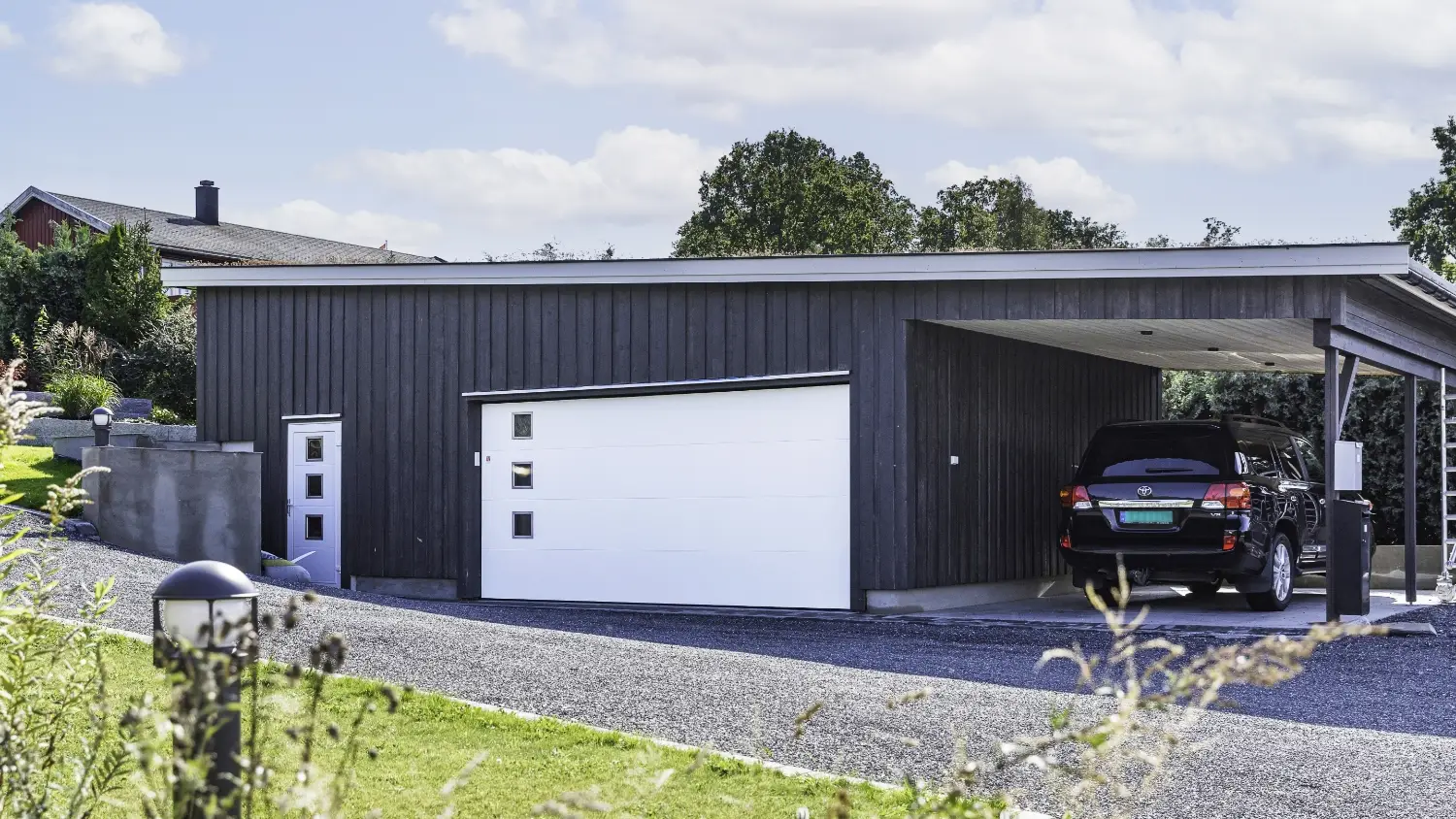 Karlshusgarasjene_pulttak_1