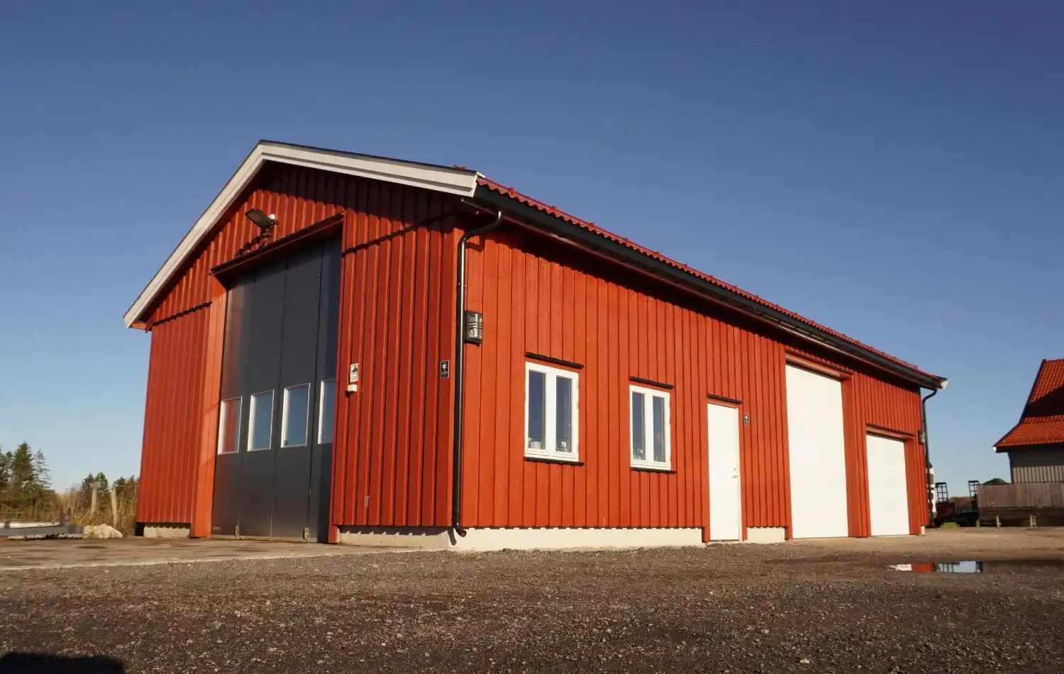 <a href='/bilder/referanser/driftsbygninger/karlshusgarasjene_driftsbygninger_011.jpg' download>Last ned bilde</a>