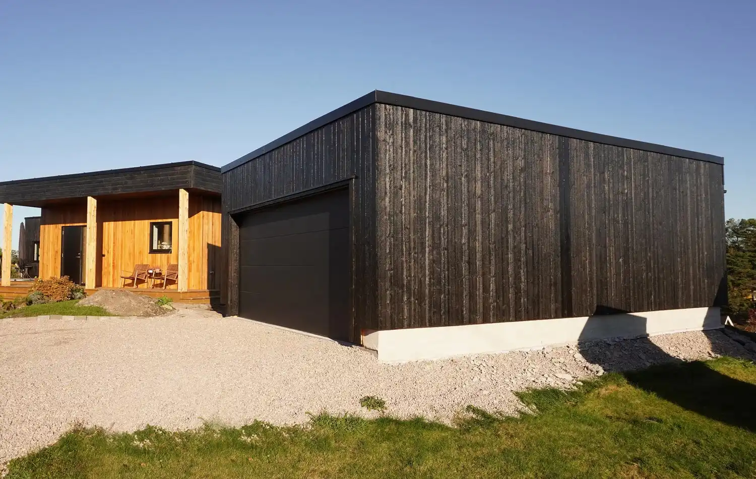 <a href='/bilder/referanser/flatt-tak/karlshusgarasjene_flatt-tak_010.jpg' download>Last ned bilde</a>