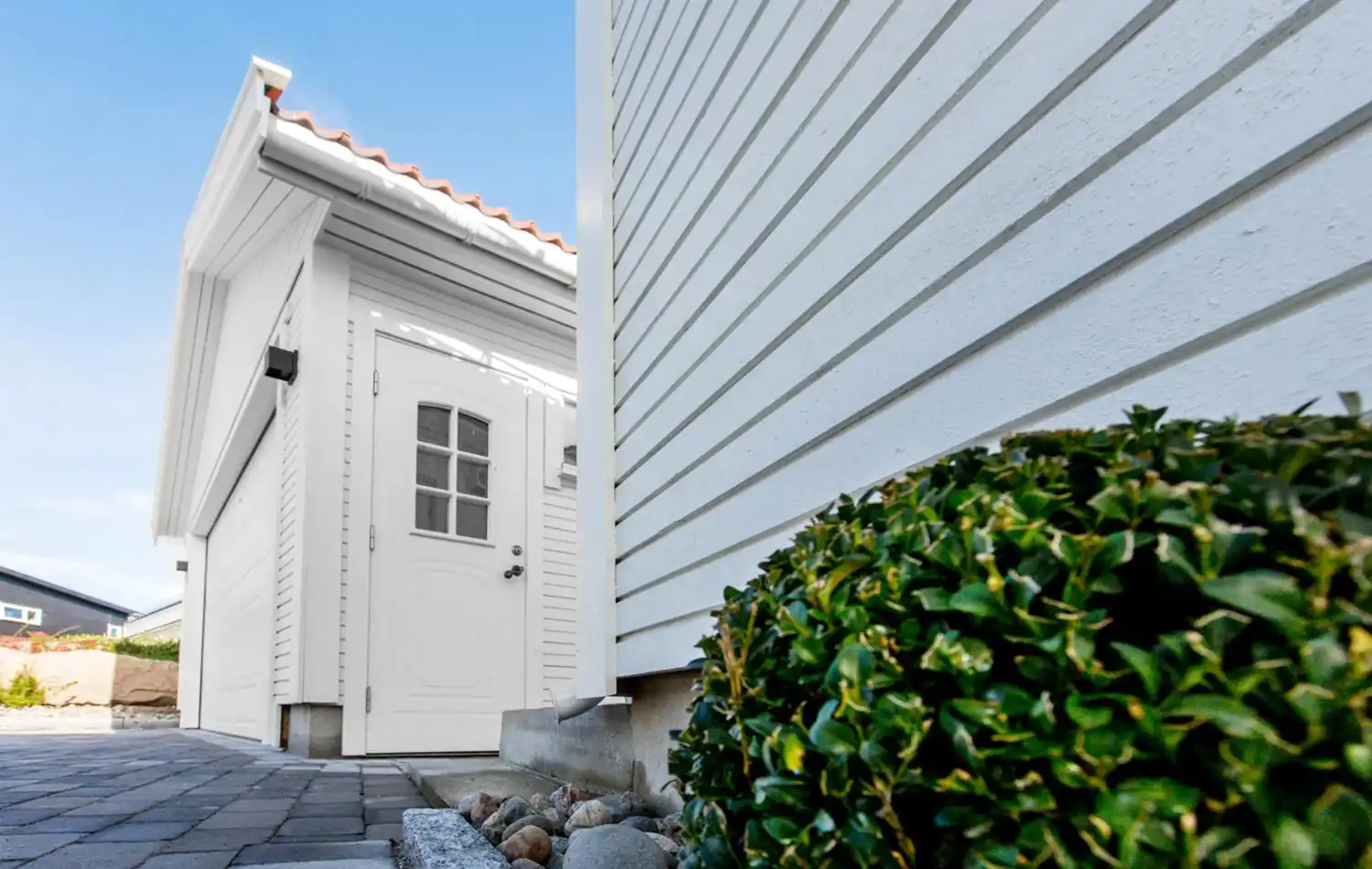 <a href='/bilder/referanser/saltak-dobbel/karlshusgarasjene_saltak_dobbel_024.jpg' download>Last ned bilde</a>