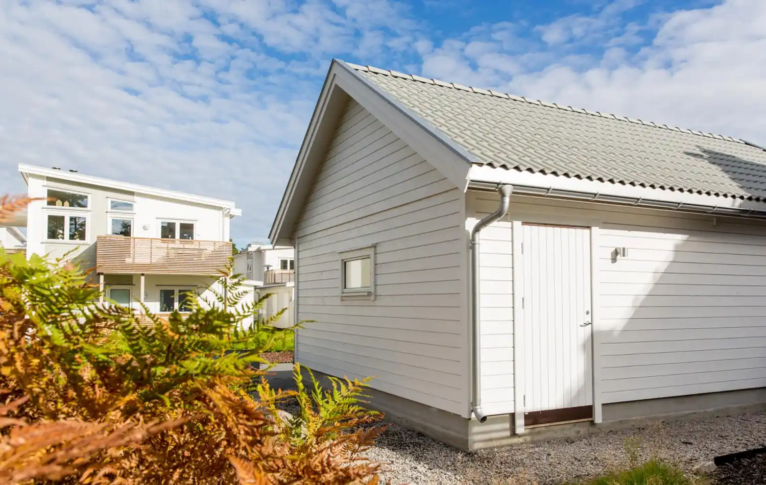 <a href='/bilder/referanser/saltak-dobbel/karlshusgarasjene_saltak_dobbel_035.jpg' download>Last ned bilde</a>